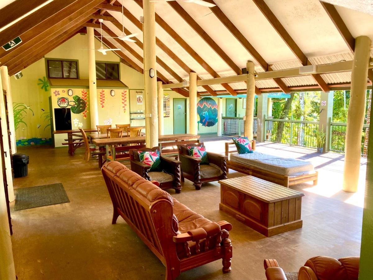 Jackaroo Treehouse Rainforest Retreat Mission Beach Buitenkant foto