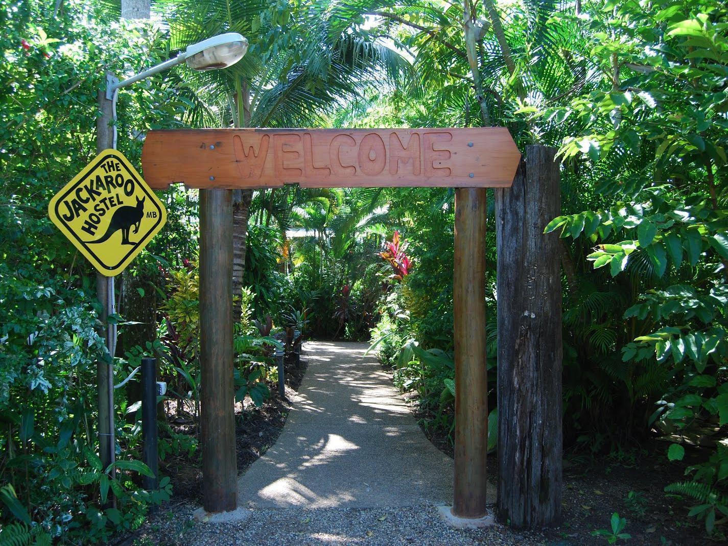 Jackaroo Treehouse Rainforest Retreat Mission Beach Buitenkant foto